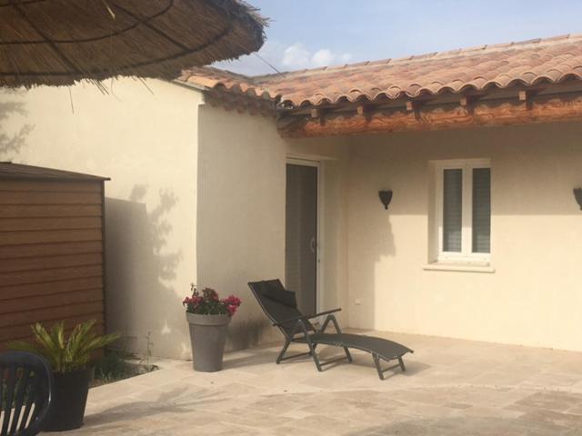 Coquet 2 Pieces Au Calme Avec Piscine Villa Фонвией Екстериор снимка